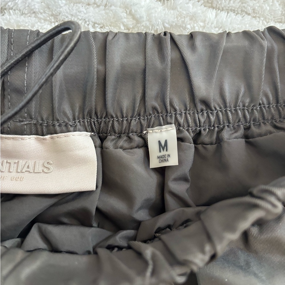 Essentials Dark Olive Drawstring Shorts Size M - image 5